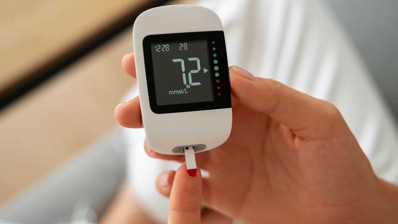 Health Tips: இரவில் இந்த 5 பழக்கங்கள் போதும்.. சர்க்கரை அளவை கட்டுக்குள் வைத்திருக்கும்..!