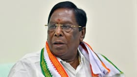 போலி மருந்து விவகாரம்…முதல்வர் பதவி விலக வேண்டும்…வே.நாராயணசாமி போர்க்கொடி!...