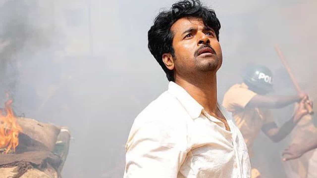 தணிக்கைகுழுவின் அறிவுறுத்தல்... பராசக்தி படத்தை ரிவைசிங் கமிட்டிக்கு அனுப்பிய படக்குழு