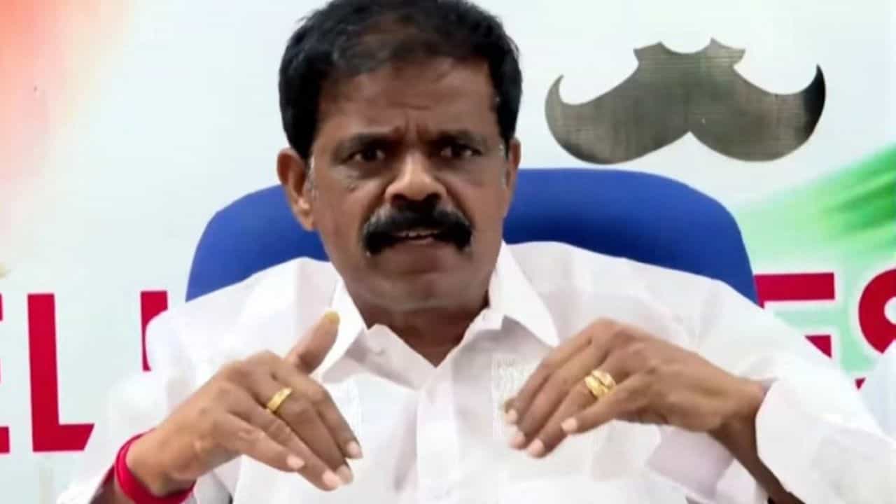 தமிழக இளைஞர்களை தவெக தவறாக வழி நடத்துகிறது...பி.டி.செல்வகுமார் கடும் தாக்கு!