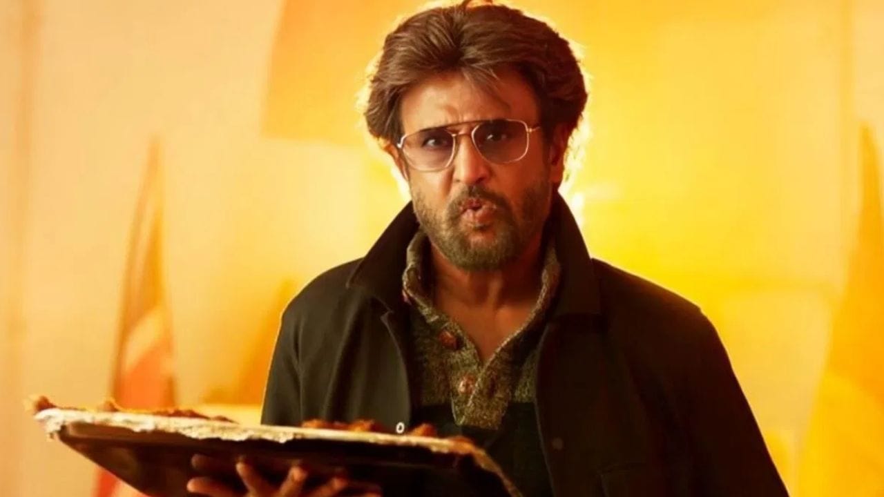 இமயமலையில் அவர் மேற்கொண்ட பயணங்கள், யோகா, தியானம்,அவரது ஆளுமையின் ஆழத்தையும் அமைதியையும் வெளிப்படுத்துகின்றன. அவர் தனது ரசிகர்கள் மற்றும் மக்கள் மீது காட்டும் அபரிமிதமான அன்பு, அவரை ஒரு உண்மையான 'தலைவராக' ஆக்குகிறது.