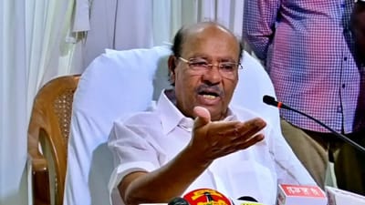 பாமக செயற்குழு கூட்டத்தில் கண்ணீர் மலக் பேசிய நிறுவனர் ராமதாஸ்..