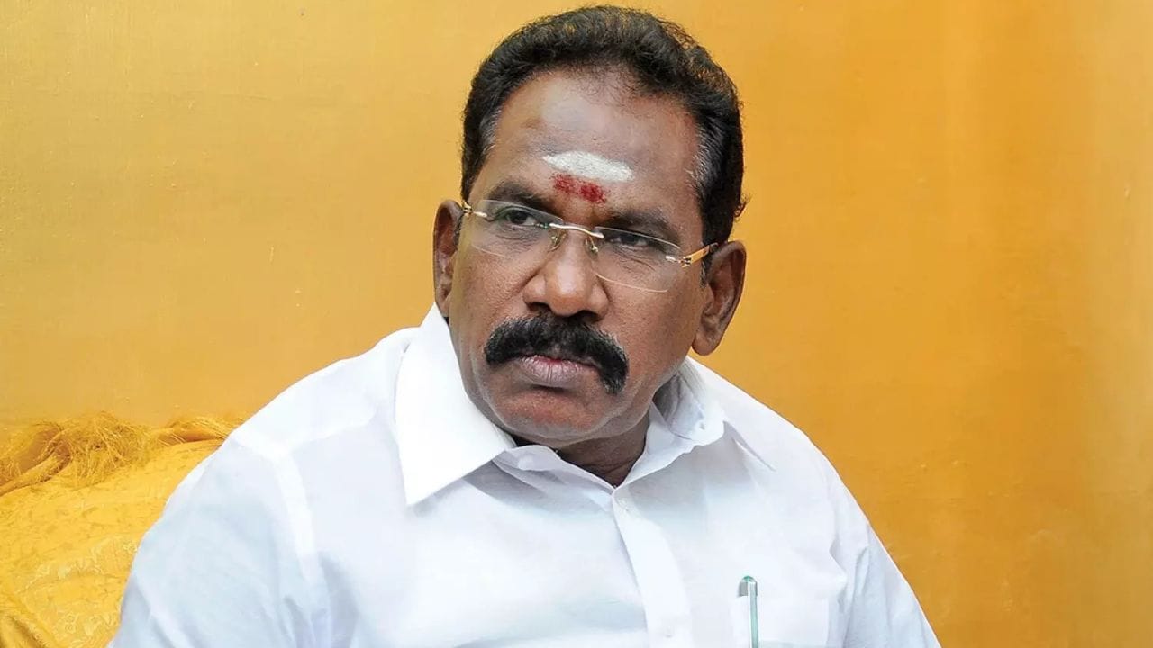 மதுரை நகர திட்டத்தில் மிகப் பெரிய ஊழல்…செல்லூர் ராஜூ பகீர்!