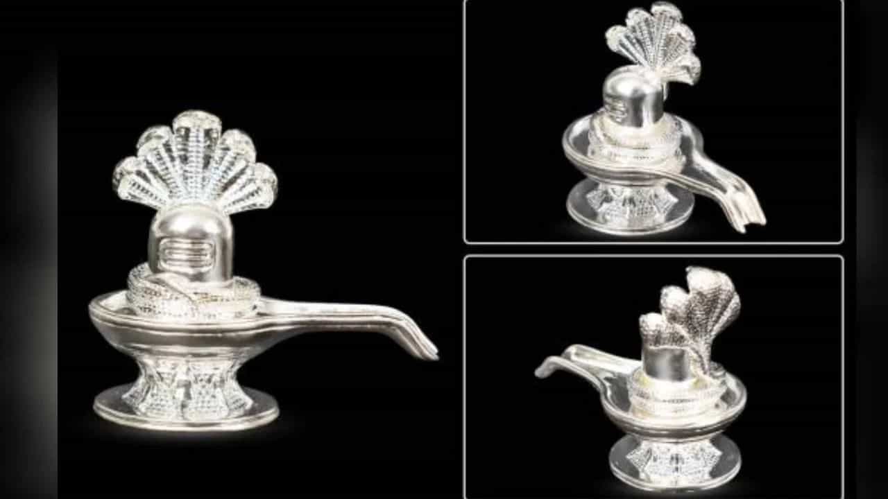 சிவன் அருள் தேடி வரும்.. வீட்டில் வெள்ளி சிவலிங்கம் வழிபாடு செய்யும் முறை!