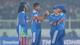 IndWvsSLW: இலங்கைக்கு எதிராக இந்திய மகளிரணி 8 விக்கெட் வித்தியாசத்தில் அபார வெற்றி...