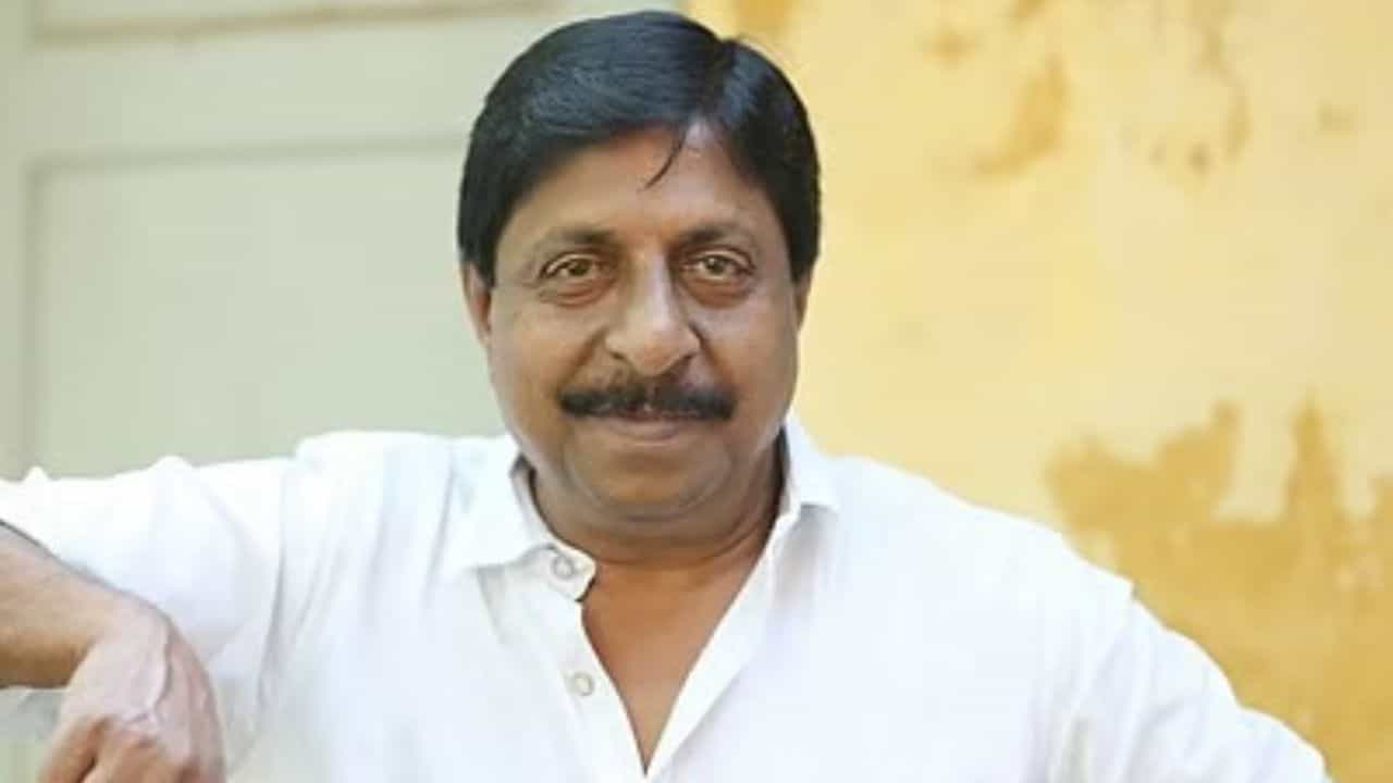 மலையாள நடிகர் மற்றும் இயக்குனர் ஸ்ரீனிவாசன் காலமானார்