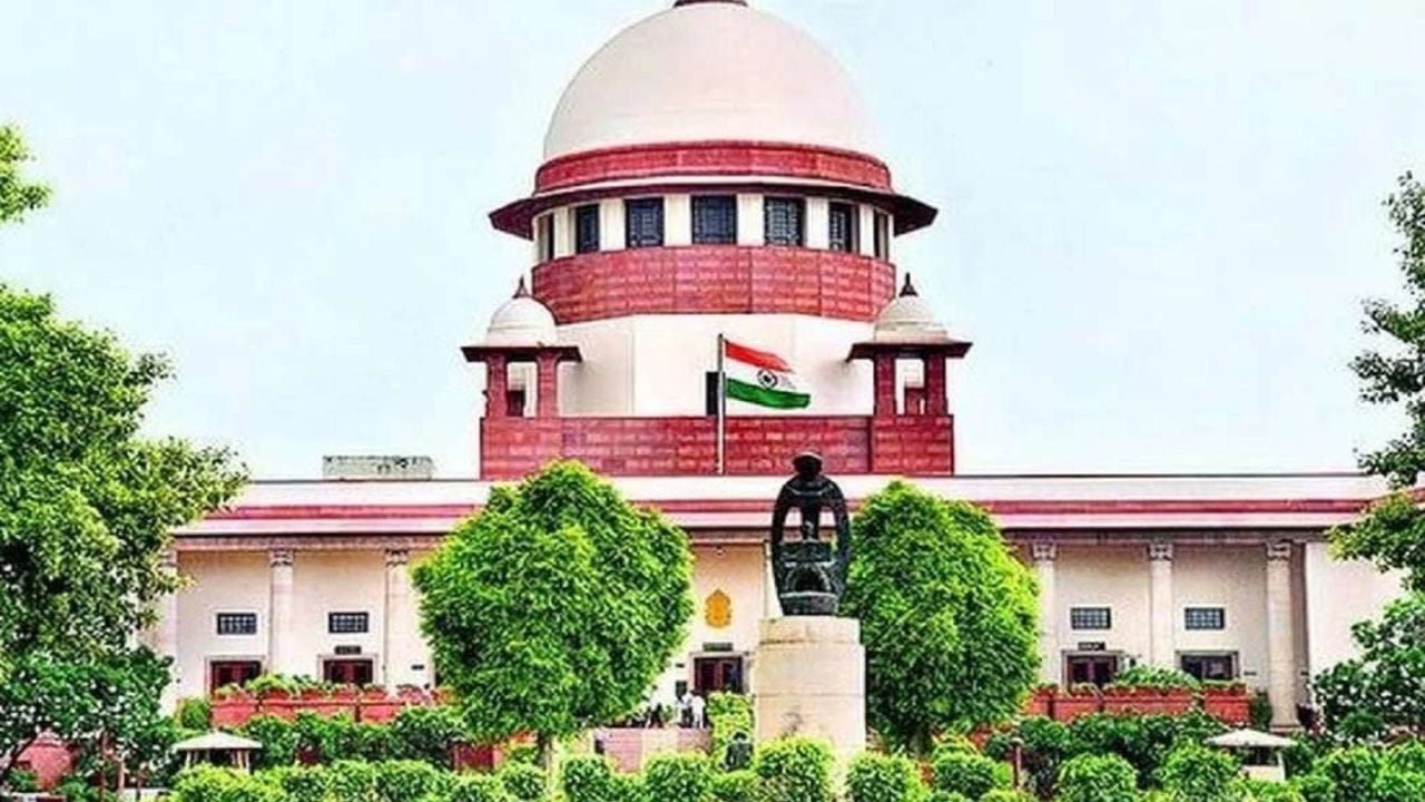 பெண் மீது ஆசிட் வீசப்பட்ட சம்பவம்…16 ஆண்டு கால தாமதத்தை கண்டித்த உச்சநீதிமன்றம்!