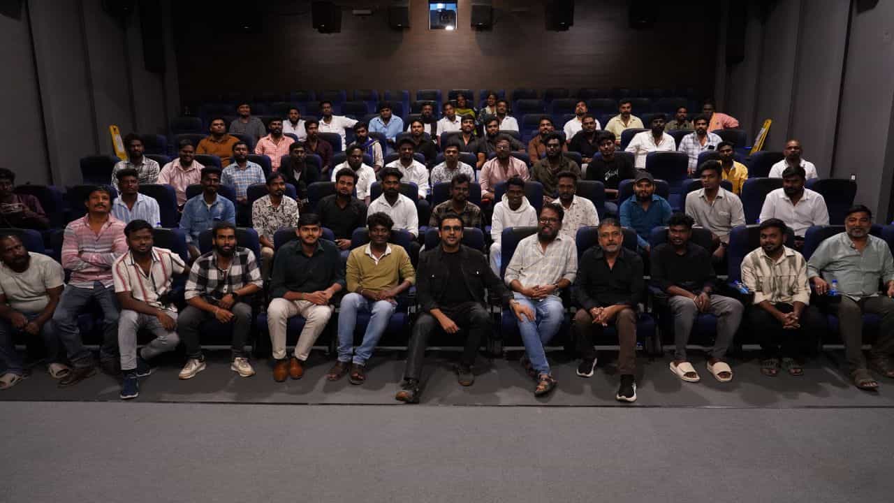 அஞ்சான் படத்தின் ரீ எடிட்டெட் வெர்ஷனைப் பார்த்த சூர்யா - வைரலாகும் போஸ்ட் அஞ்சான் படத்தின் ரீ எடிட்டெட் வெர்ஷனைப் பார்த்த சூர்யா - வைரலாகும் போஸ்ட்