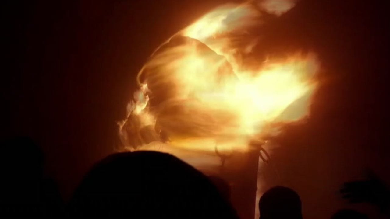 திருவண்ணாமலையில் அதிர்ந்த அரோஹரா.. கொப்பறையில் தீப ஜோதியாய் எரிந்த தீபம்!