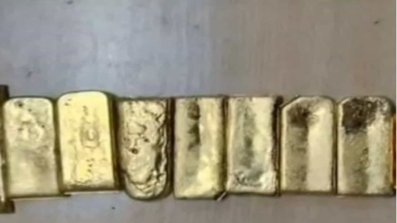 பைக்கில் ரூ.8 கோடி கடத்தல் தங்கம்...கியூ பிரிவு போலீசார் அலர்ட்...வேதாரண்யத்தில் பரபரப்பு சம்பவம்!