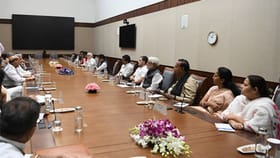 2026 பட்ஜெட் கூட்டத்தொடர்.. ஜன.27ல் அனைத்துக்கட்சி கூட்டத்திற்கு அழைப்பு.....