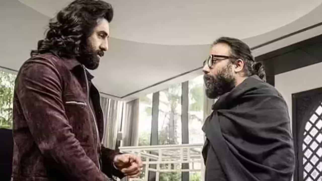 அனிமல் படத்தின் பார்ட் 2 எப்போது தொடங்கும் - நடிகர் ரன்பீர் கபூர் ஓபன் டாக் அனிமல் படத்தின் பார்ட் 2 எப்போது தொடங்கும் - நடிகர் ரன்பீர் கபூர் ஓபன் டாக்