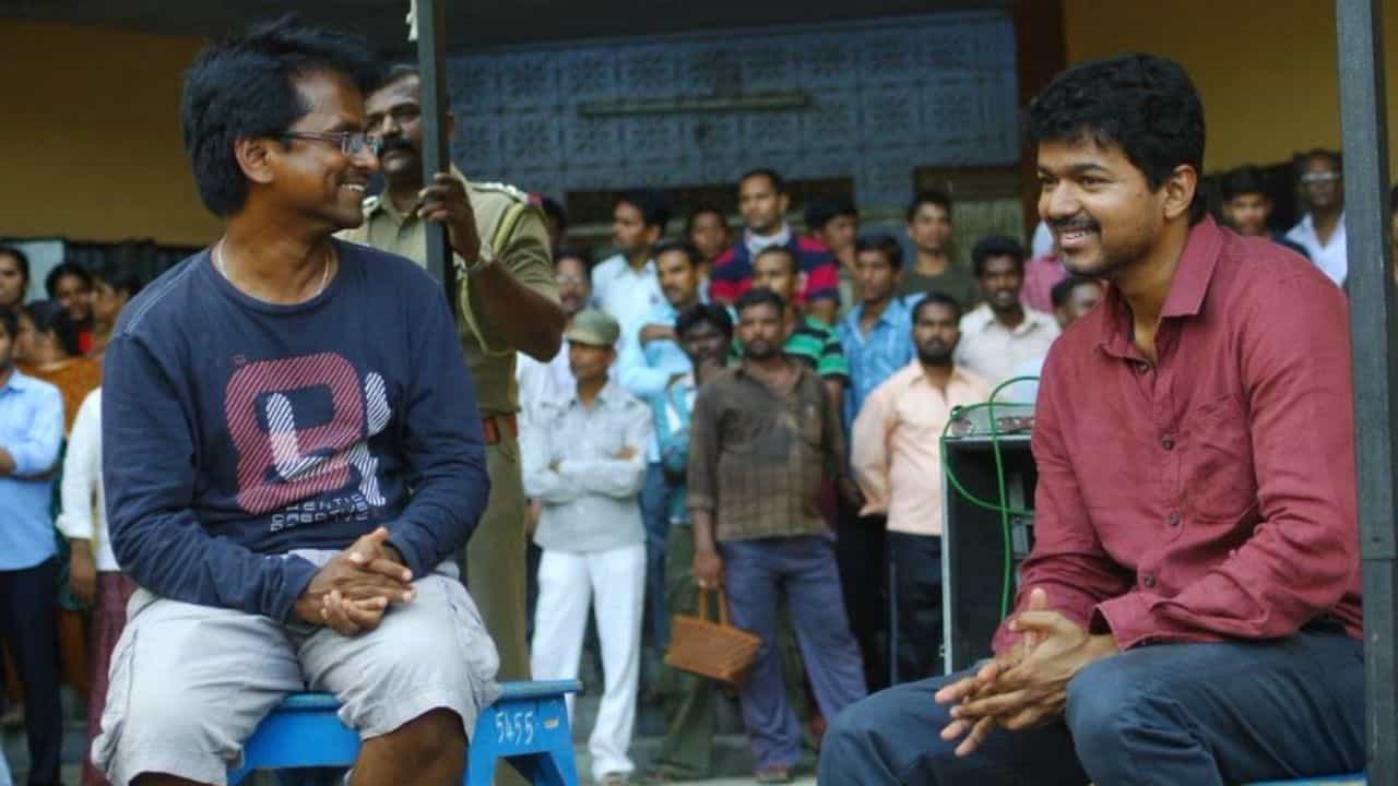 சினிமாவில் தளபதி விஜயின் இடத்தை யாராலும் நிரப்ப முடியாது - இயக்குநர் ஏ.ஆர்.முருகதாஸ் சினிமாவில் தளபதி விஜயின் இடத்தை யாராலும் நிரப்ப முடியாது - இயக்குநர் ஏ.ஆர்.முருகதாஸ்