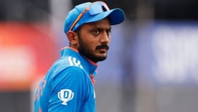 Axar Patel Injury: அக்சர் படேலின் விரல் காயம்.. பதற்றத்தில் பிசிசிஐ.. டி20 உலகக் கோப்பைக்கு இந்திய அணியில் மாற்றமா?...