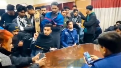 'இந்து போலீஸ் அதிகாரியை எரித்துக்கொன்றேன்' - வைரலாகும் வீடியோ