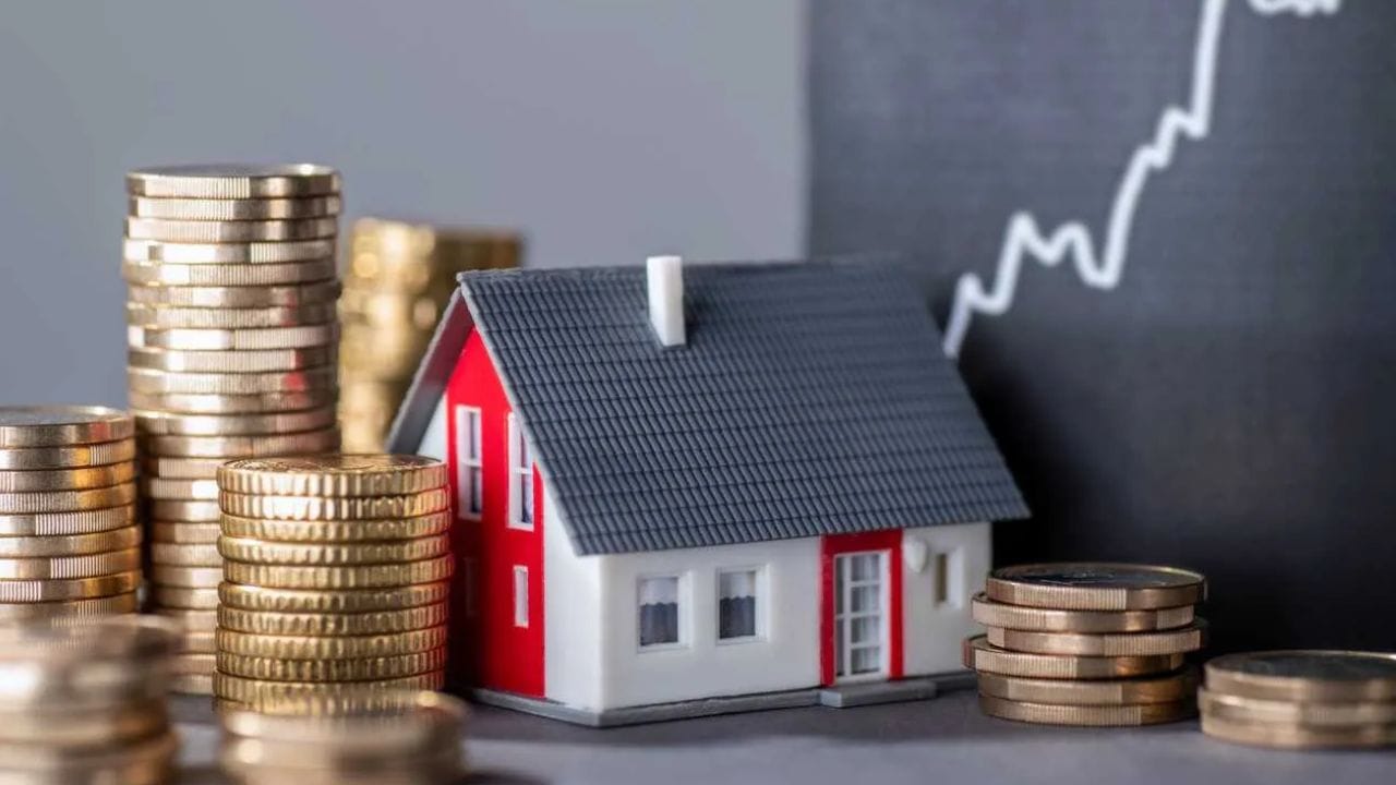 சென்னையில் ரூ.1 கோடி கீழ் உள்ள வீடுகளை வாங்க விரும்பும் 42%% மக்கள் கூட நடுநிலை வருமானம் (mid-income) காரணமாக இப்போது அவர்களுக்கு மேலும் வசதி தேவை என்பதை ஒரு ஆய்வு சொல்லுகிறது. இந்த நிலையில் சரியான வரி உதவிகள், குறைந்த வட்டி, ஒழுங்கு மாற்றங்கள் மற்றும் தேவையான கட்டமைப்பு திட்ட உதவிகள் பெரும் மாற்றத்தை உருவாக்கக்கூடும் என வாடிக்கையாளர் மற்றும் நிறுவனங்கள் கூறுகின்றனர்.