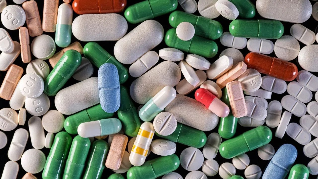 பிப்ரவரி 1, 2026 அன்று 2026 - 2027 ஆம் ஆண்டுக்கான மத்திய பட்ஜெட் தாக்கல் செய்யப்பட உள்ளது. இந்த நிலையில், மருத்துவ காப்பீட்டு பிரீமியம் மற்றும் மருத்துவ சிகிச்சை செலவுகள் ஆகியவற்றை ஒழுங்குப்படுத்துவதற்கான அறிவிப்புகள் வெளியாகும் என பொதுமக்கள் எதிர்ப்பார்த்து காத்திருக்கின்றனர்.