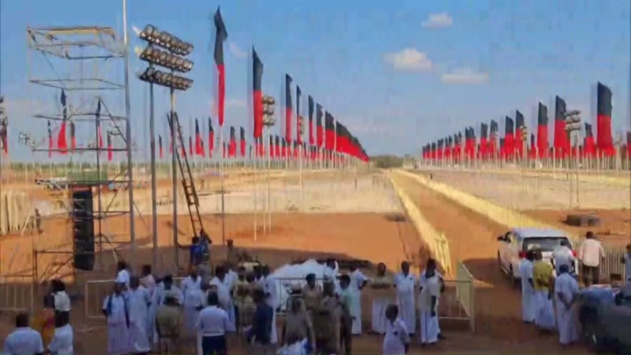 தஞ்சாவூரில் திமுக மகளிர் அணி மாநாடு - கனிமொழி ஆய்வு தஞ்சாவூரில் திமுக மகளிர் அணி மாநாடு - கனிமொழி ஆய்வு