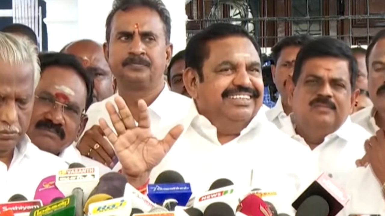 திமுக மீது அடுக்கடுக்கான குற்றச்சாட்டு சொன்ன எடப்பாடி பழனிசாமி திமுக மீது அடுக்கடுக்கான குற்றச்சாட்டு சொன்ன எடப்பாடி பழனிசாமி