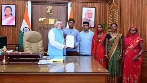 நைஜரில் துப்பாக்கி முனையில் கடத்தப்பட்ட 5 இந்தியர்கள்…8 மாதங்களுக்கு பிறகு நாடு திரும்பினர்! நைஜரில் துப்பாக்கி முனையில் கடத்தப்பட்ட 5 இந்தியர்கள்…8 மாதங்களுக்கு பிறகு நாடு திரும்பினர்!