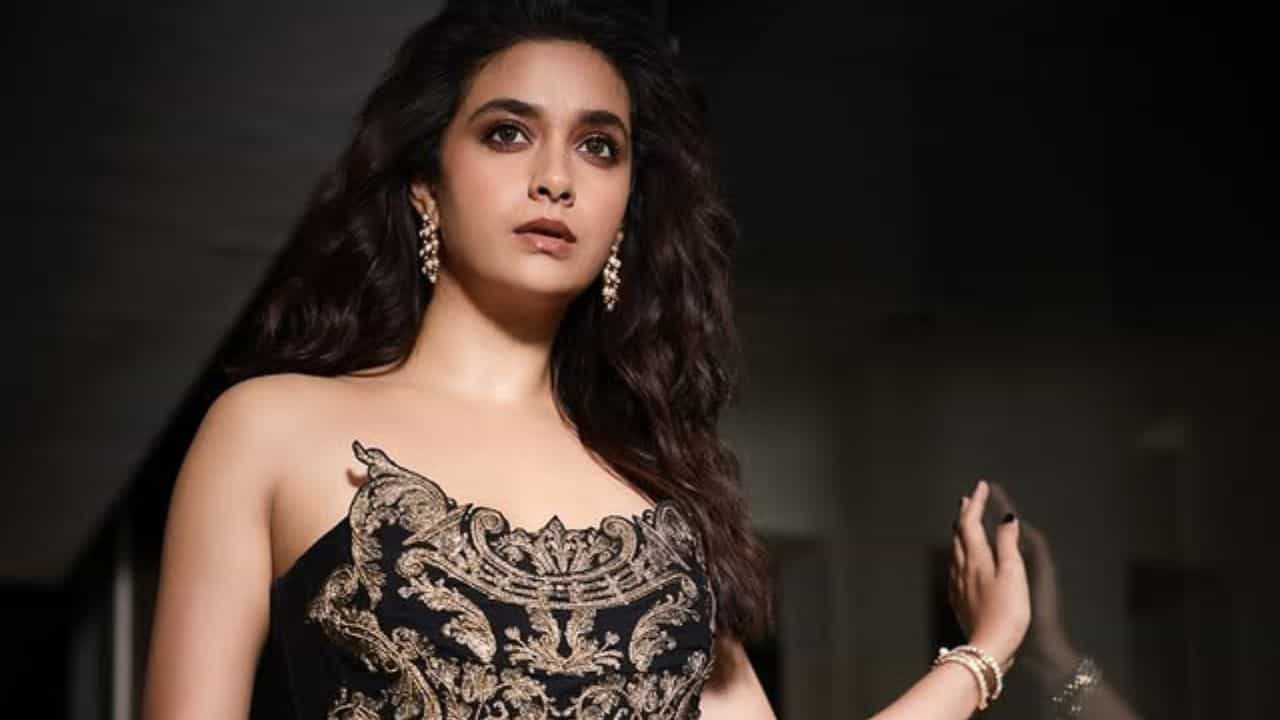 Keerthy Suresh: மீண்டும் பாலிவுட் பக்கம் திரும்பிய கீர்த்தி சுரேஷ்.. அட இந்த நடிகருக்கு ஜோடியாகவா?