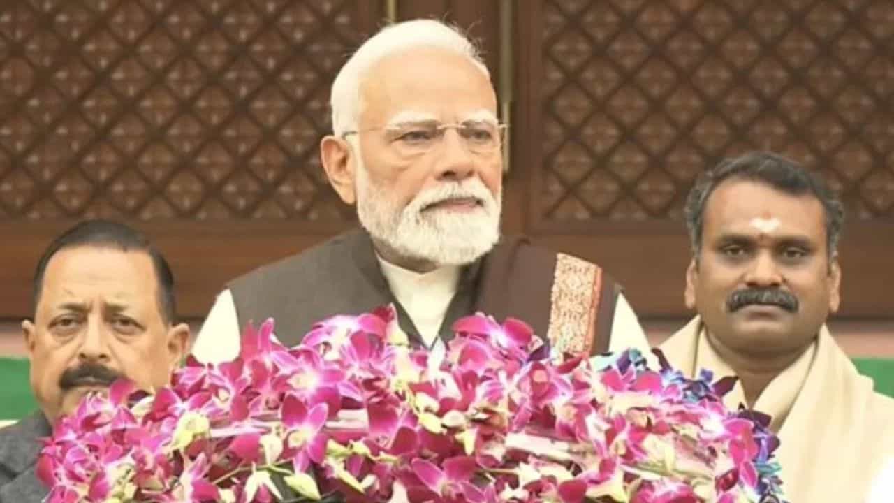 உலகுக்கு இந்தியா நம்பிக்கையின் ஒளிக்கற்றை - பட்ஜெட் கூட்டத்தொடருக்கு முன்பு பேசிய பிரதமர் மோடி