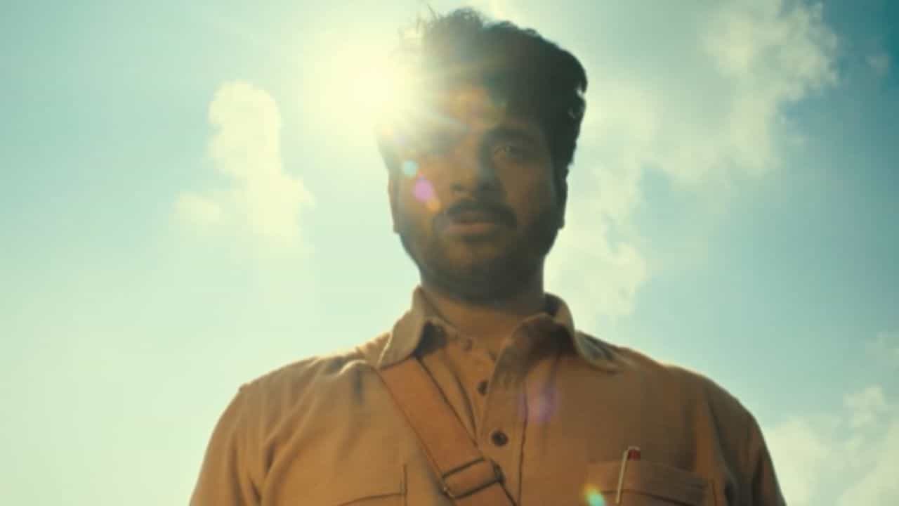 சிவகார்த்திகேயனின் பராசக்தி படத்தின் புக்கிங்கை தொடங்கியது படக்குழு - வைரலாகும் அப்டேட்