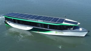 தமிழகத்தில் முதன் முறையாக சோலார் படகு சேவை…எங்கு தெரியுமா… குஷியில் சுற்றுலா பயணிகள்!