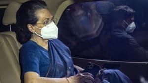 காங்கிரஸ் தலைவர் சோனியா காந்தி மருத்துமவனையில் அனுமதி காங்கிரஸ் தலைவர் சோனியா காந்தி மருத்துமவனையில் அனுமதி