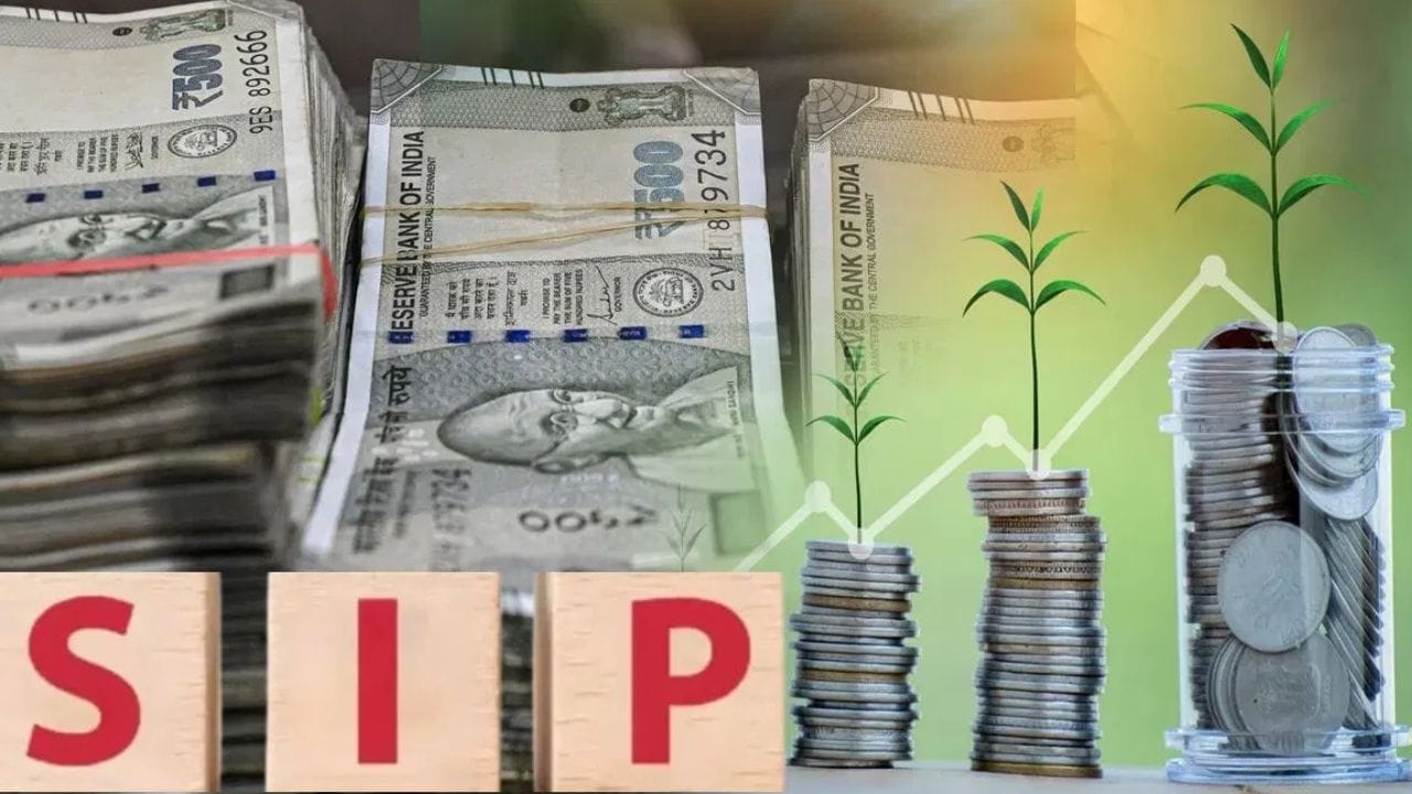 LTCG வரம்பு உயர்வு: பங்குச் சந்தை மற்றும் மியூச்சுவல் ஃபண்ட் முதலீட்டாளர்களுக்கு நீண்ட கால மூலதன ஆதாயங்களுக்கான (LTCG) வரி இல்லாத வரம்பு அதிகரிக்கப்படலாம். தற்போது, ​​ஆண்டுக்கு ₹1.25 லட்சம் வரையிலான ஆதாயங்களுக்கு வரி விலக்கு அளிக்கப்பட்டுள்ளது. இந்த வரம்பு ₹1.5 லட்சமாக உயர்த்தப்பட வாய்ப்புள்ளது.