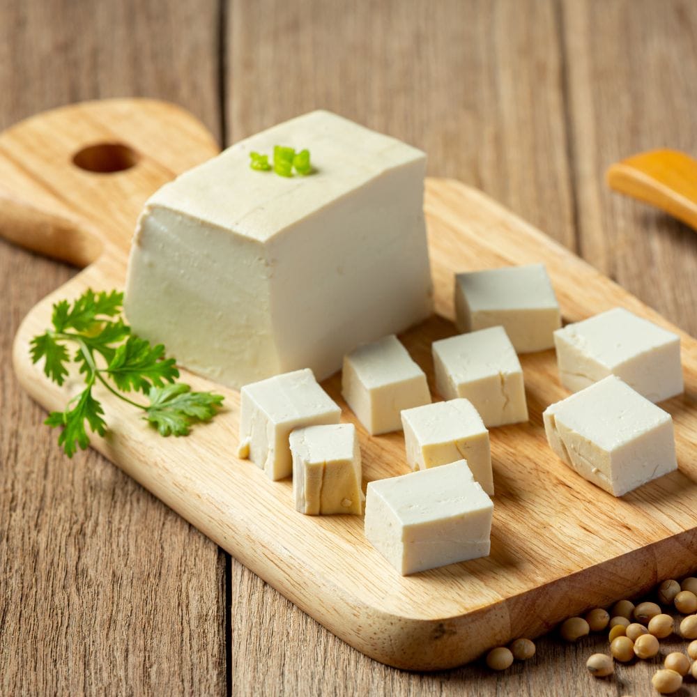 டோஃபில் உங்கள் உடல் சரியாக செயல்பட தேவையான 9 அத்தியாவசிய அமினோ அமிலங்களையும் கொண்டுள்ளது. இது உங்கள் உடல் திசுக்களை சரிசெய்யவும், உடலின் மற்ற பகுதிகளுக்கு ஊட்டச்சத்துக்களை கொண்டு செல்லவும், தசைகளை சரிசெய்யவும் புரதத்தில் உள்ள அமினோ அமிலங்களை தருகிறது.