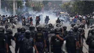 நேபாளத்தில் தொடரும் பதட்டம்.. இந்திய எல்லை மூடல்.. என்ன நடக்கிறது?