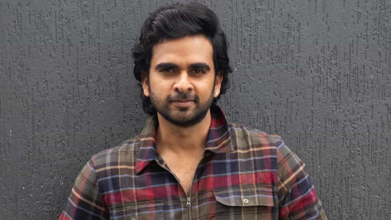 அசோக் செல்வன் நடிப்பில் மீண்டும் ஒரு ஃபீல் குட் படம் - வைரலாகும் பேட்டி! அசோக் செல்வன் நடிப்பில் மீண்டும் ஒரு ஃபீல் குட் படம் - வைரலாகும் பேட்டி!