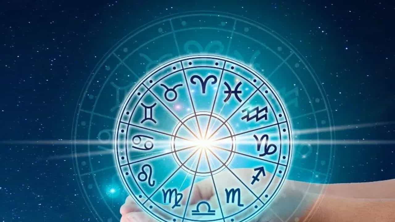 மார்ச் மாத கிரக மாற்றம்.. இந்த 4 ராசிகள் உஷாராக இருக்கணும்!