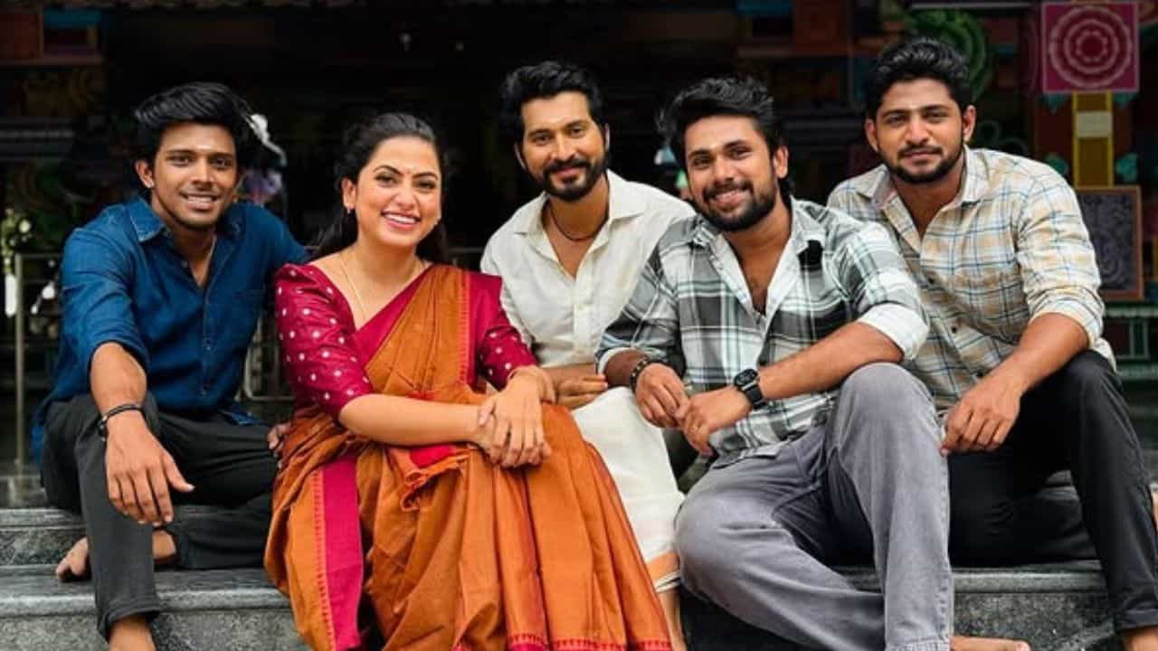 Ayyanar Thunai: அய்யனார் துணை சீரியல் ரசிகர்களே இது உங்களுக்கு தெரியுமா? பிரபலங்களின் சம்பள விவரம் இதோ!