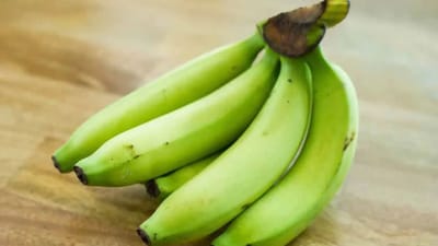 பச்சை வாழைப்பழம் சாப்பிடுவதால் கிடைக்கும் நன்மைகள்!