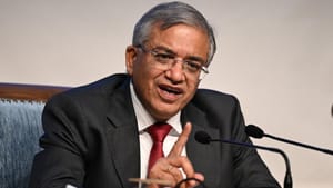 நெருங்கும் சட்டமன்ற தேர்தல்… தலைமை தேர்தல் அதிகாரி தமிழகம் வருகை! நெருங்கும் சட்டமன்ற தேர்தல்… தலைமை தேர்தல் அதிகாரி தமிழகம் வருகை!