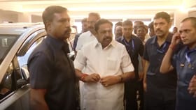 அதிமுக மாவட்ட செயலாளர்கள் ஆலோசனைக் கூட்டம் – எடப்பாடி பழனிசாமிக்கு உற்சாக வரவேற்பு...