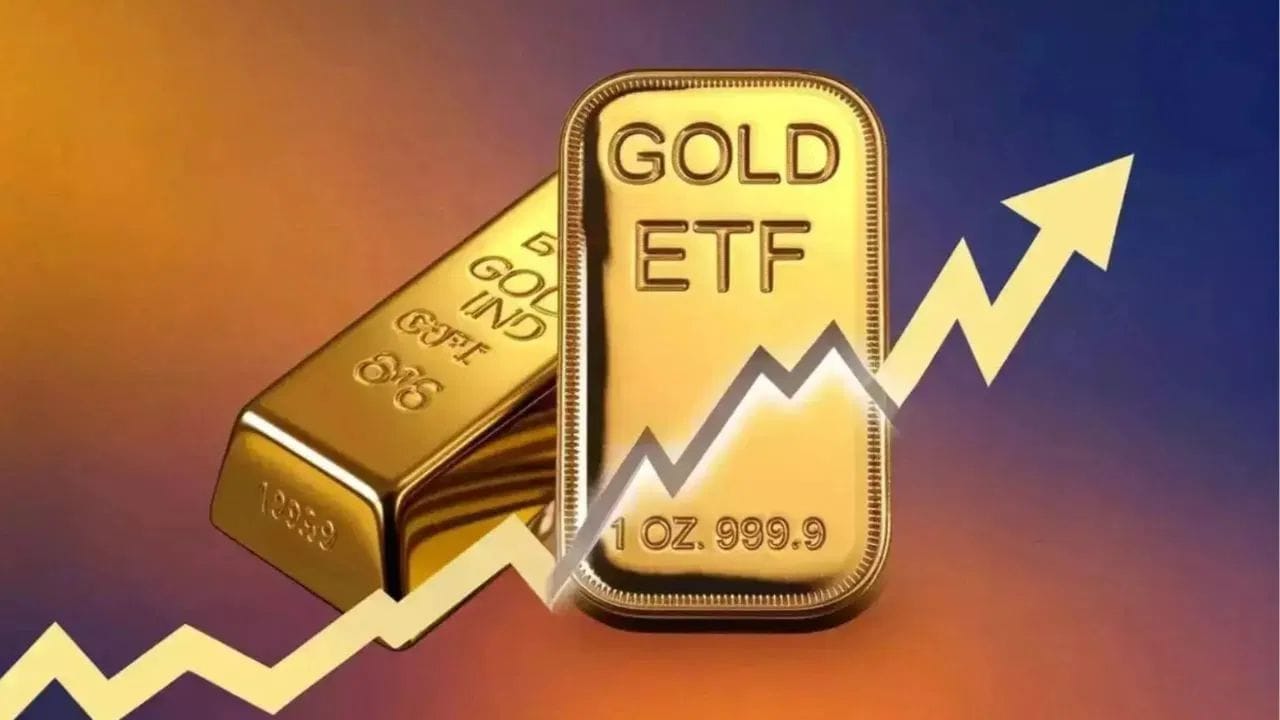 தங்க ஆபரணங்களில் முதலீடு செய்வதை போலவே பலரும் தங்கம் மற்றும் வெள்ளி ஈடிஎஃப்களில் முதலீடு செய்கின்றனர். ஈடிஎஃப்கள் பாதுகாப்பான லாபத்தை வழங்கும் என்பதால் பலரும் அதனை தேர்வு செய்கின்றனர். இந்த நிலையில், தங்கம் மற்றும் வெள்ளி ஈடிஎஃப்கள் தொடர்பான முக்கிய அறிவிப்பை செபி வெளியிட்டுள்ளது.