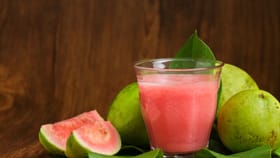 Health Tips: தினமும் ஒரு கிளாஸ் கொய்யா ஜூஸ்.. ஆரோக்கியம், சருமத்திற்கு இவ்வளவு நன்மை தரும்!...