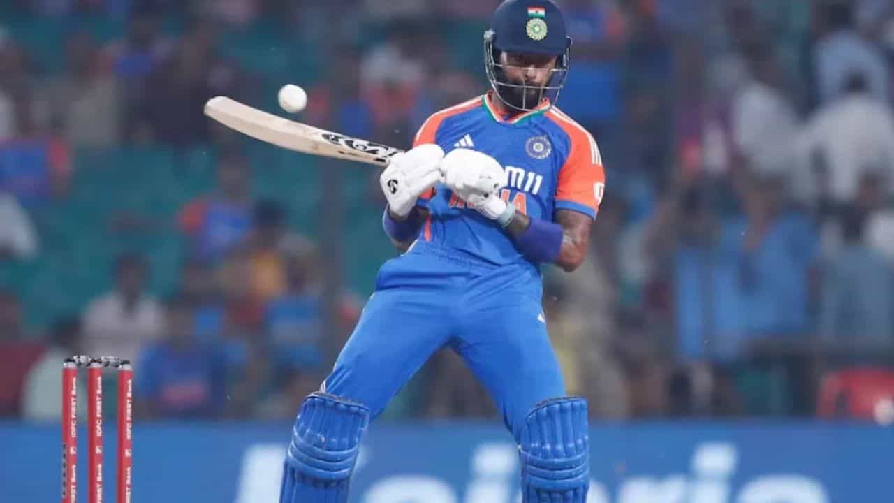 ரோஹித் சர்மாவின் ஆல் டைம் சாதனையை முறியடிக்க காத்திருக்கும் ஹர்திக் பாண்ட்யா! ரோஹித் சர்மாவின் ஆல் டைம் சாதனையை முறியடிக்க காத்திருக்கும் ஹர்திக் பாண்ட்யா!