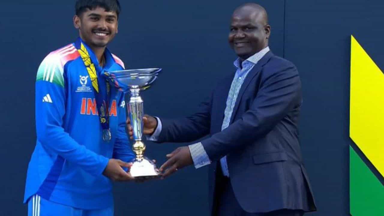 U19 World Cup 2026 Final: அண்டர் 19 உலகக் கோப்பையில் தொடர்ந்து ஆதிக்கம்.. 6வது முறையாக சாம்பியன் பட்டத்தை வென்ற இந்திய அணி! U19 World Cup 2026 Final: அண்டர் 19 உலகக் கோப்பையில் தொடர்ந்து ஆதிக்கம்.. 6வது முறையாக சாம்பியன் பட்டத்தை வென்ற இந்திய அணி!