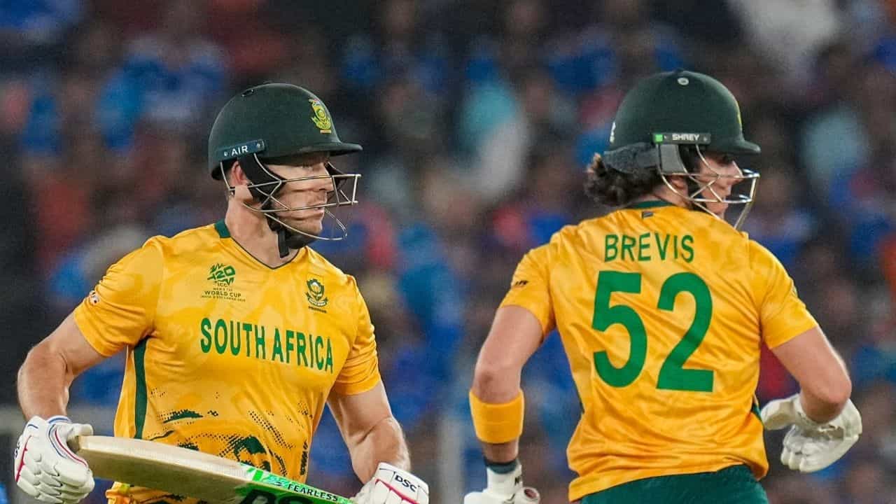 IndvsSA : டேவிட் மில்லர் அதிரடி - இந்தியா வெற்றிபெற 188 ரன்கள் இலக்கு IndvsSA : டேவிட் மில்லர் அதிரடி - இந்தியா வெற்றிபெற 188 ரன்கள் இலக்கு