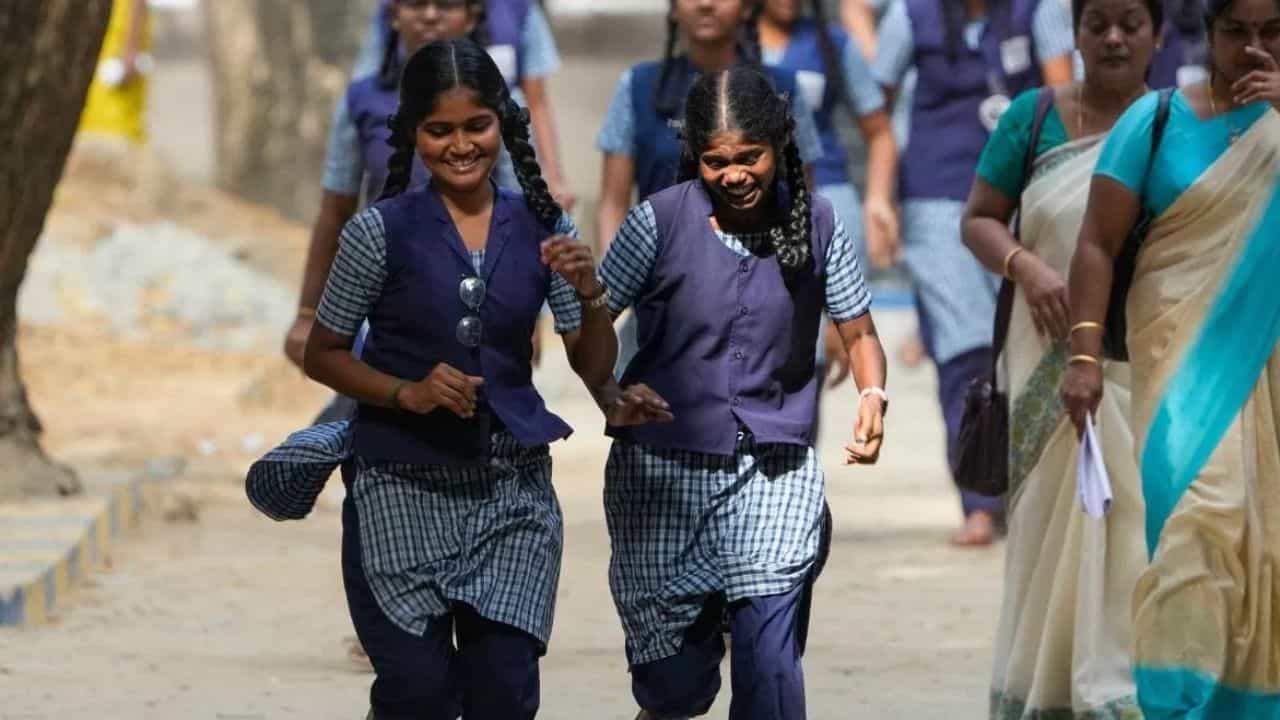 கன்னியாகுமரி மாவட்டத்தில் 2 நாட்கள் விடுமுறை - வெளியான அறிவிப்பால் மாணவர்கள் மகிழ்ச்சி