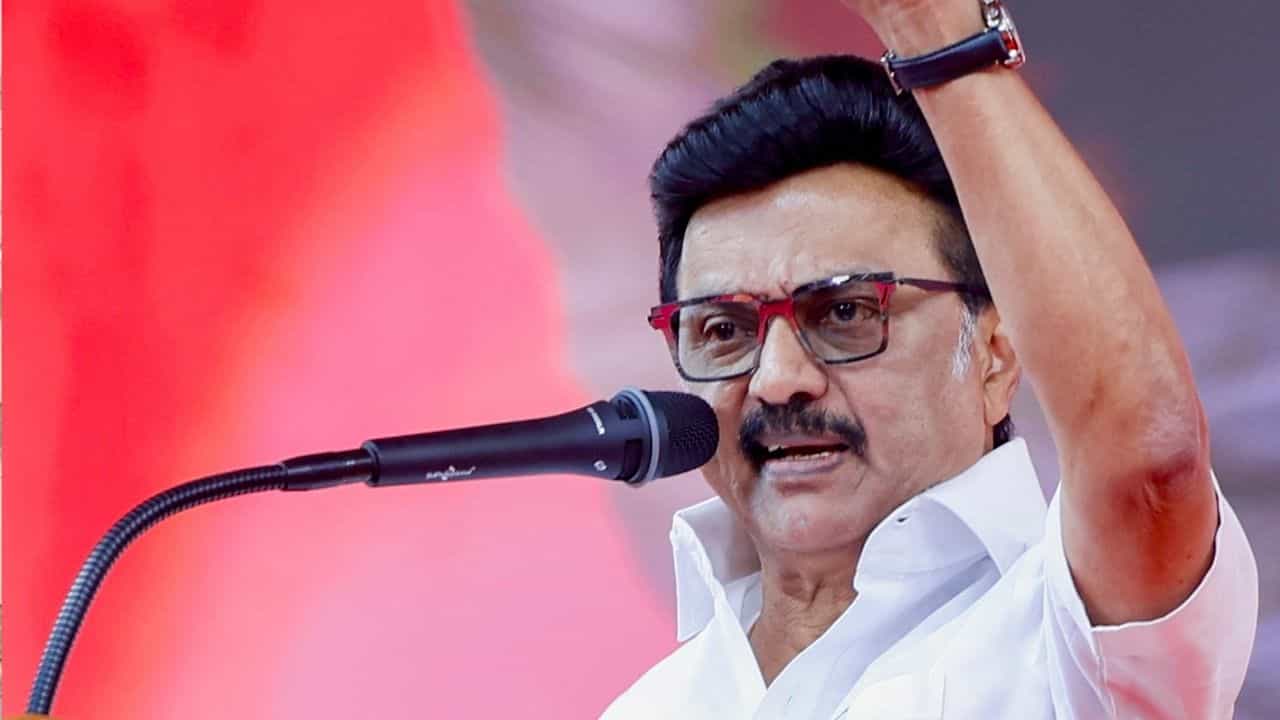 நாடாளுமன்றத்தில் 8 எம்.பிக்கள் இடைநீக்கம்.. முதலமைச்சர் மு.க ஸ்டாலின் கண்டனம்..