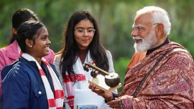 ஒழுக்கமும் ஊக்கமும் வாழ்க்கையில் மிகவும் முக்கியமானது - பிரதமர்