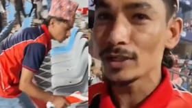 England Vs Nepal: பார்வையாளர்கள் அரங்கில் குவிந்த குப்பை.. சங்கடத்தை மறந்து நேபாள ரசிகர் செய்த செயல்..! வைரலாகும் வீடியோ!...