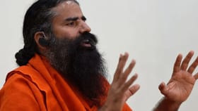 குளிர்காலத்தில் உடலை  சூடாக வைத்திருக்க பாபா ராம்தேவின் இந்த 10 வைத்தியங்கள்...