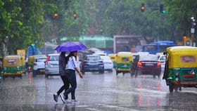 கனமழை எச்சரிக்கை; தமிழகத்தில் ஒரு வாரம் மழை தொடரும்!...