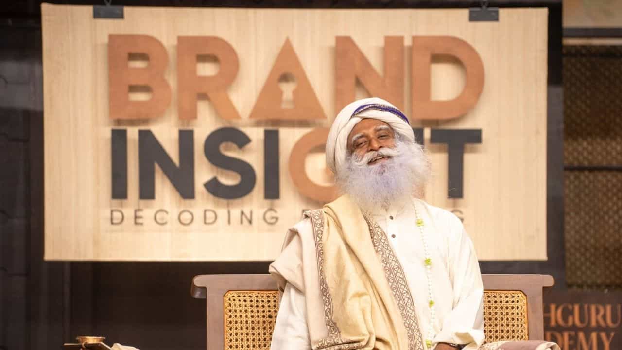 மேட் இன் பாரத் - உலகின் சிறந்த தரத்தை உருவாக்க வேண்டும்... கோவையில் வணிக தலைவர்களிடம் சத்குரு வலியுறுத்தல் மேட் இன் பாரத் - உலகின் சிறந்த தரத்தை உருவாக்க வேண்டும்... கோவையில் வணிக தலைவர்களிடம் சத்குரு வலியுறுத்தல்